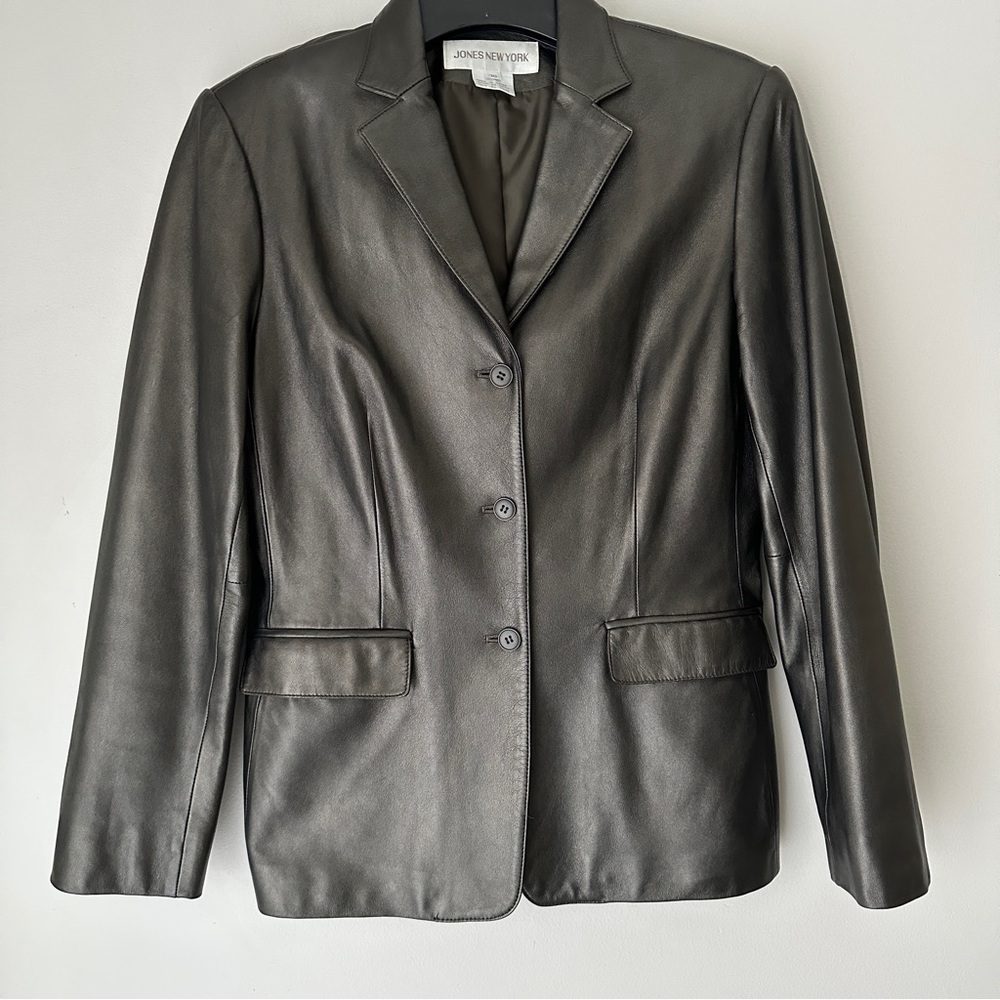 JONES NEW YORK Vintage 100% buttery soft LEATHER Jacket Black Brown Gold size 10